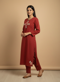 Ruhvi – Heartwork Kurta Set